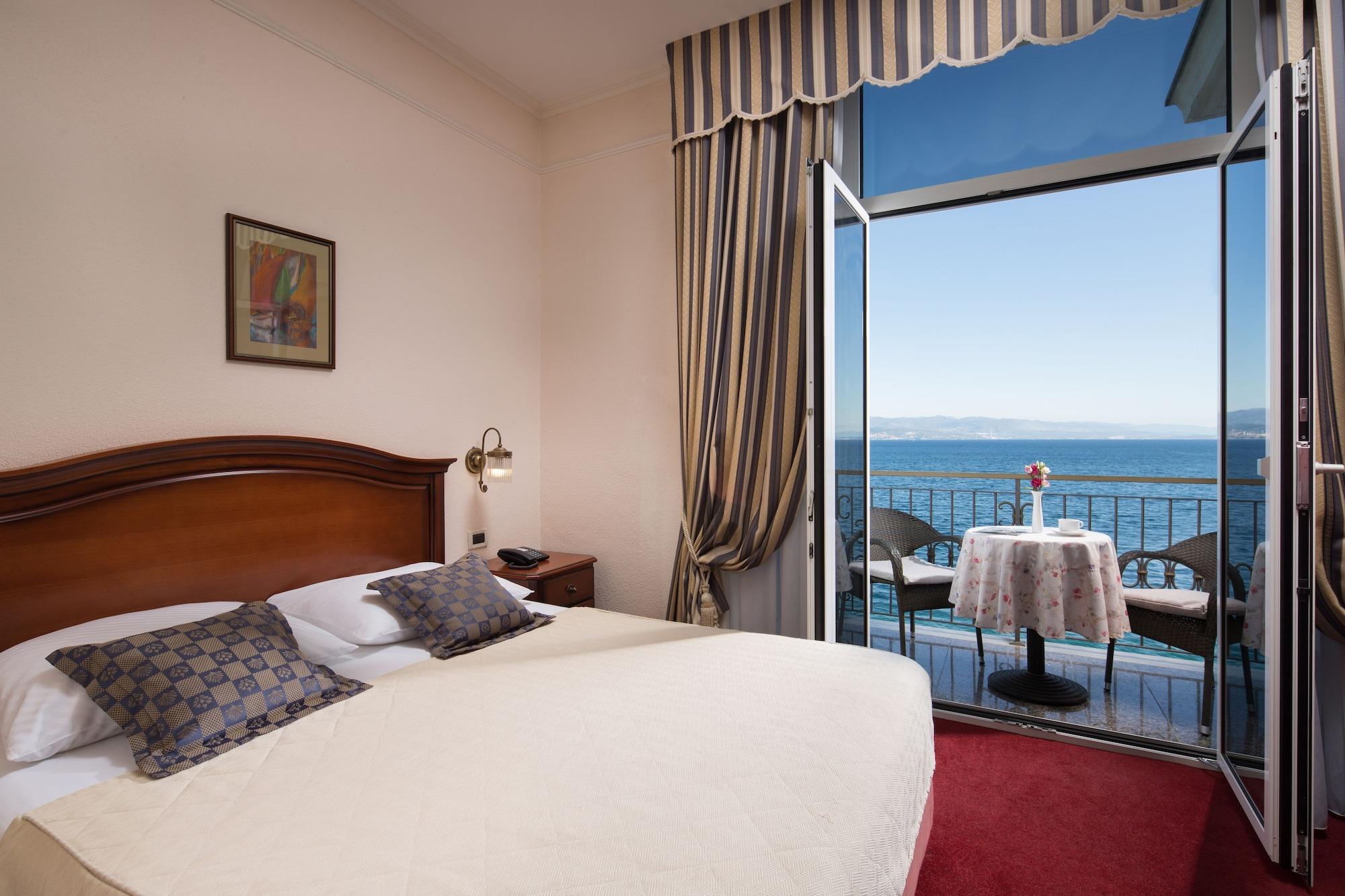 Hotel Savoy 오파티아 외부 사진